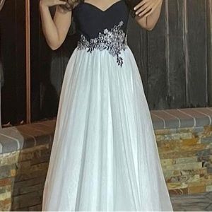 Prom/Long dress